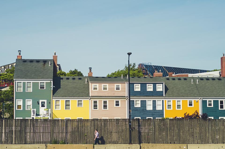 How to Qualify for an FHA Loan